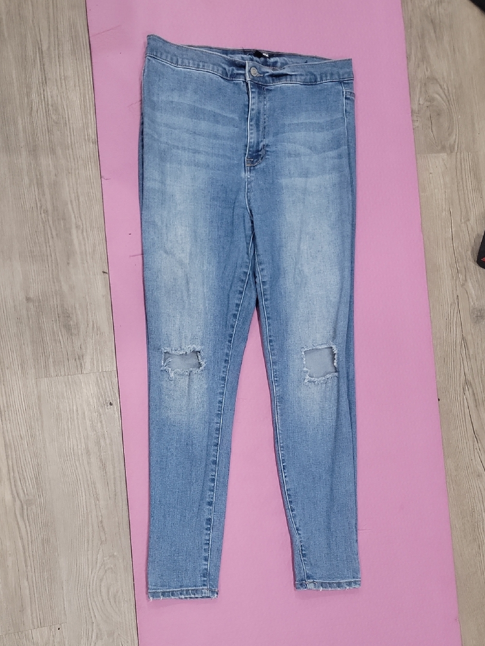Light Blue Women’s Distressed Skinny Jeans